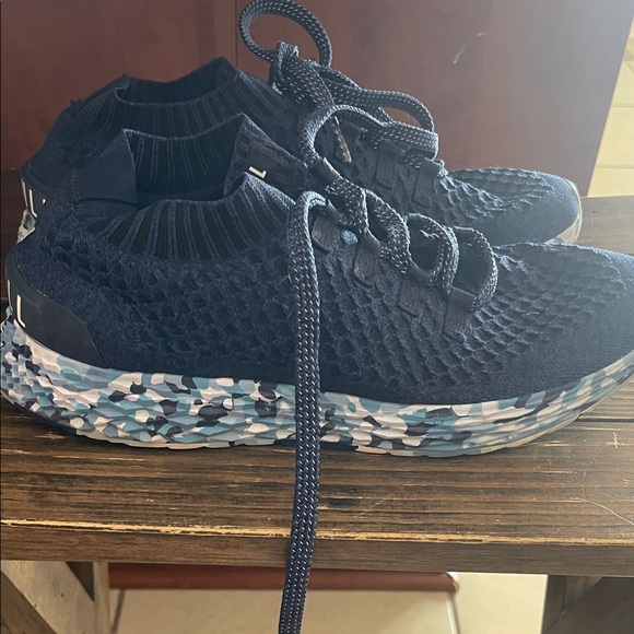 NOBULL Other - Navy No Bull Sneakers with Camouflage Sole